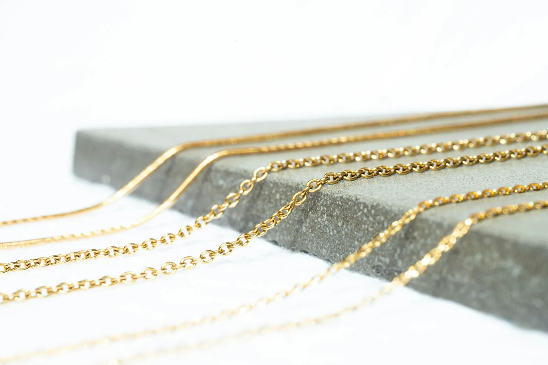 Elegant Necklace 14K Gold-filled Chain